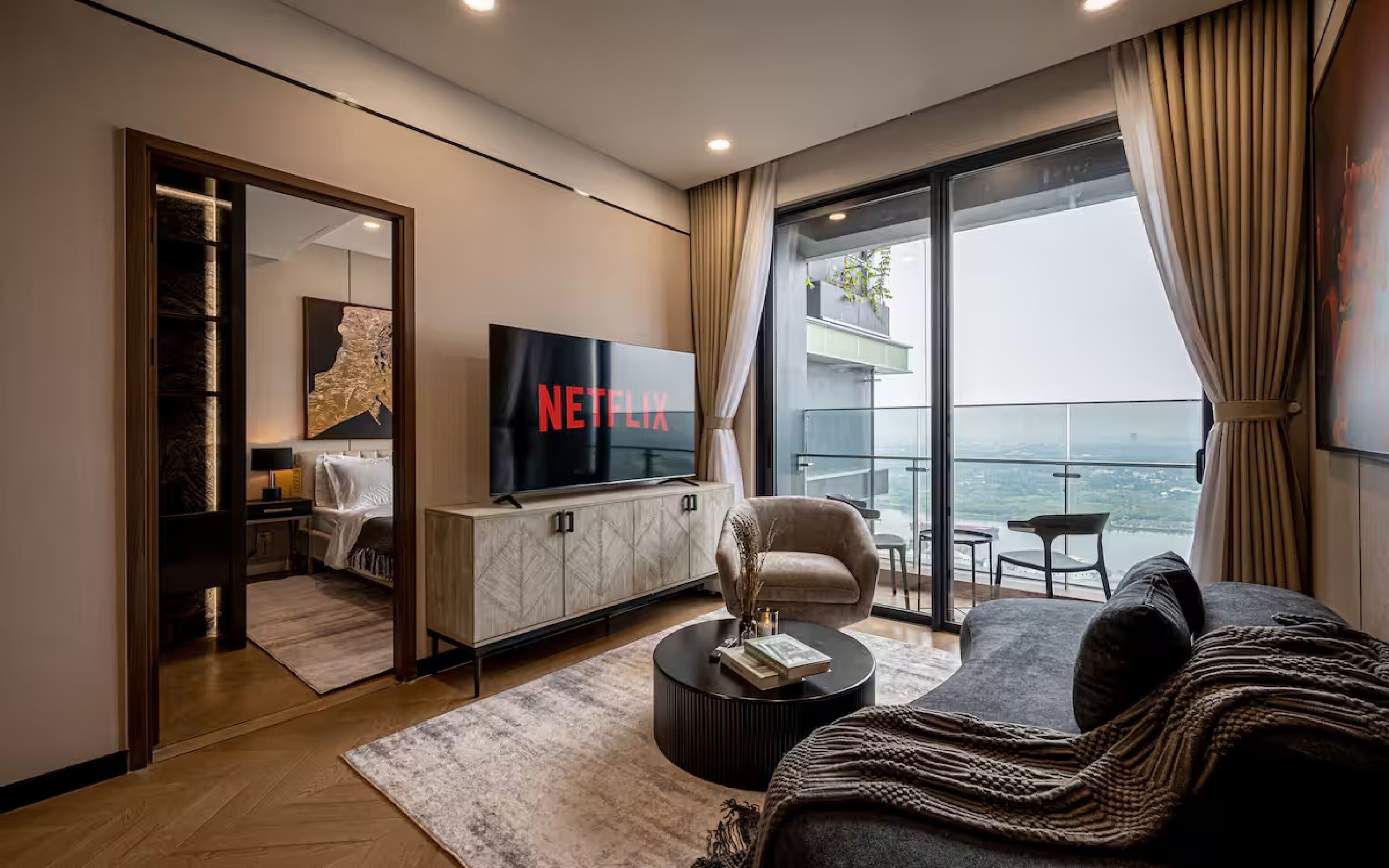 Grand Suite, 1 Bedroom, Club Lounge Access, City View | Balcony view