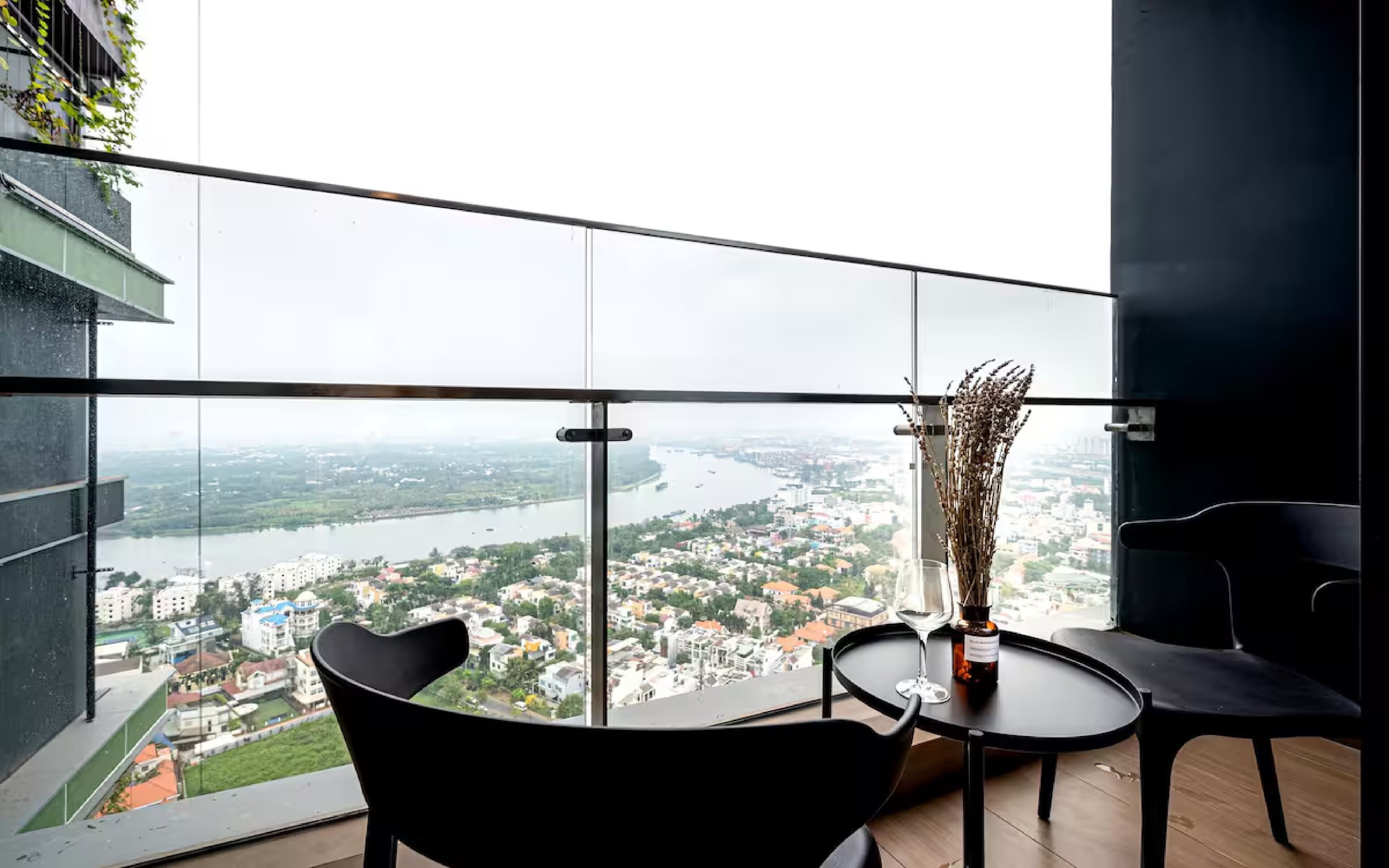 Grand Suite, 1 Bedroom, Club Lounge Access, City View | Balcony view