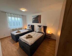 1 habitación, cuna de viaje y wifi gratis 