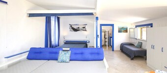 Casa de vacaciones con vistas al mar y  terraza