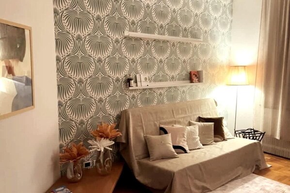 1 bedroom, free WiFi - Quiet apartment 3th floor - Parco Sempione area (Milan)