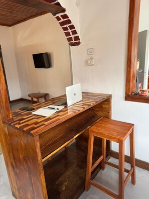 Free daily self-serve breakfast