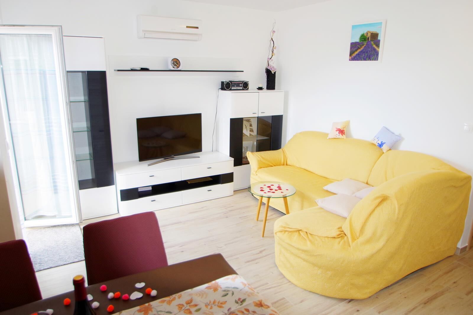 Fernseher