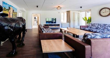 Detached Bungalow by the Forest Edge