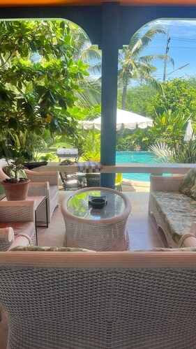 Chilled out 420 tropical villa