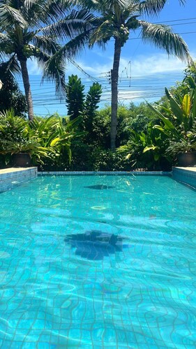 Chilled out 420 tropical villa