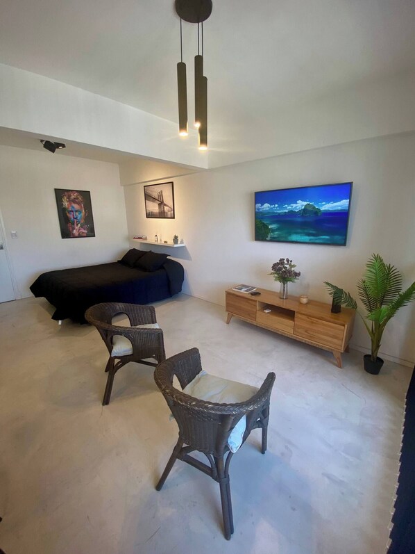 1 habitación, internet y ropa de cama 