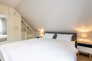 1 chambre, fer et planche à repasser, Wi-Fi, literie fournie