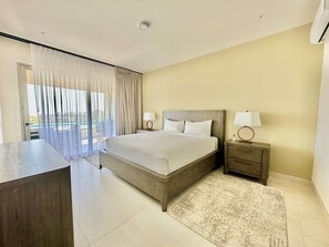 3 bedrooms, iron/ironing board, free WiFi, bed sheets - Vista Vela Sunset, Cabo San Lucas, by the pool with Views of Lands End Cabo (Cabo San Lucas)
