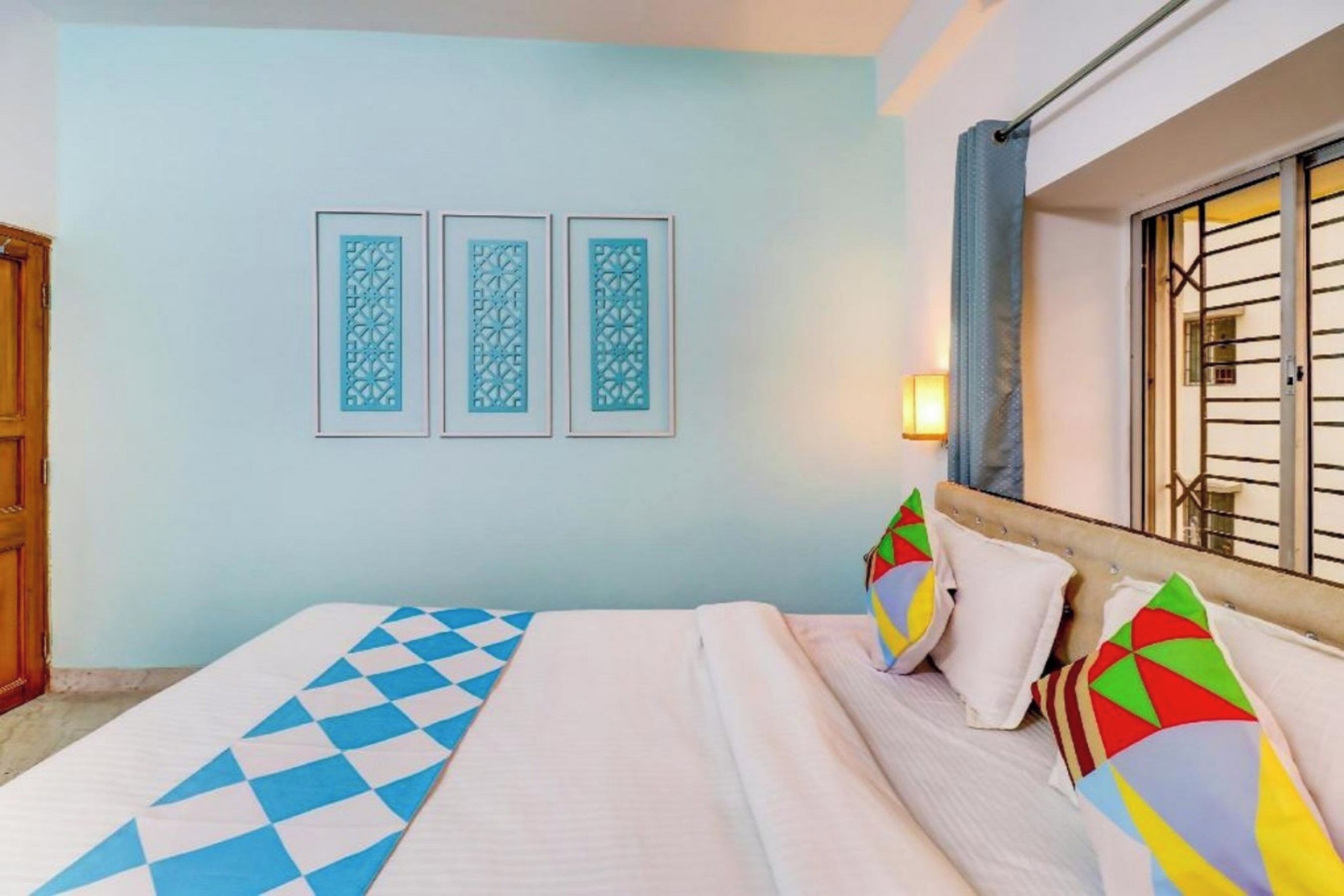 Deluxe Double Room | Hypo-allergenic bedding, desk, free WiFi