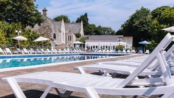 Casa, 4 quartos, sacada, vista para o jardim | Piscina | Piscina interna