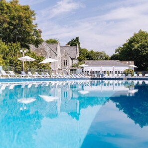 Indoor pool - Dog Friendly Holiday Home in Newquay Cornwall (St. Columb Major)