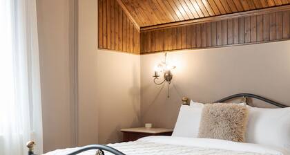 Standard Double Room by Mons Arachova
