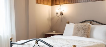Standard Double Room by Mons Arachova