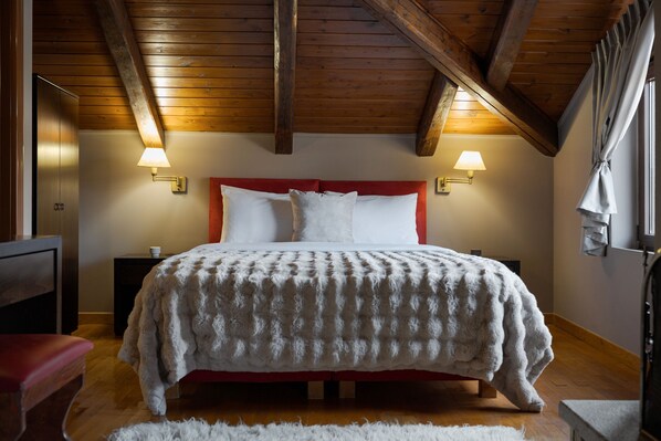 واي فاي مجانًا وملاءات أسرّة