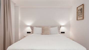 1 bedroom, iron/ironing board, travel crib, free WiFi