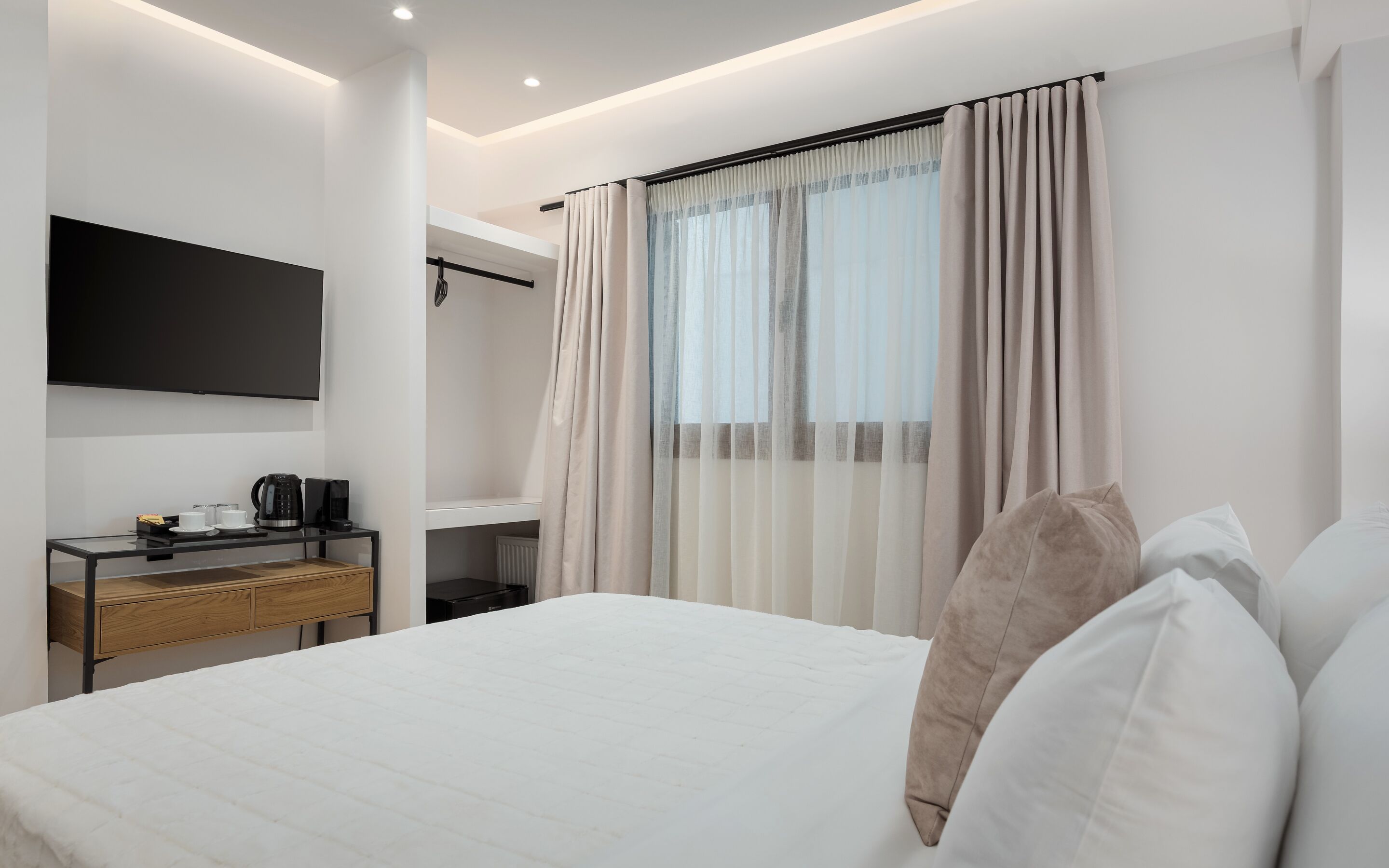 1 bedroom, iron/ironing board, travel crib, free WiFi