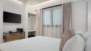 1 bedroom, iron/ironing board, travel crib, free WiFi