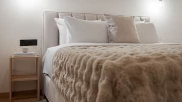 1 bedroom, iron/ironing board, travel crib, free WiFi