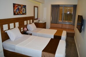 客房内保险箱、隔音、熨斗/熨板