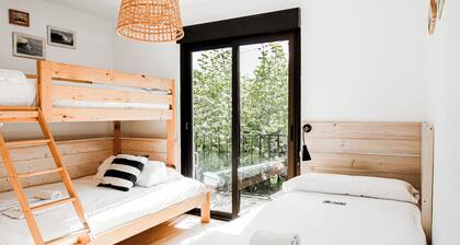 Latas Surf Lodge