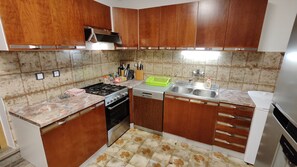 Superior Apartment, Balcony, Pool View | Private kitchen