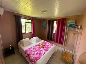 1 bedroom, free WiFi, bed sheets - TAHITI - Bungalow Toah Hoe (Taravao)