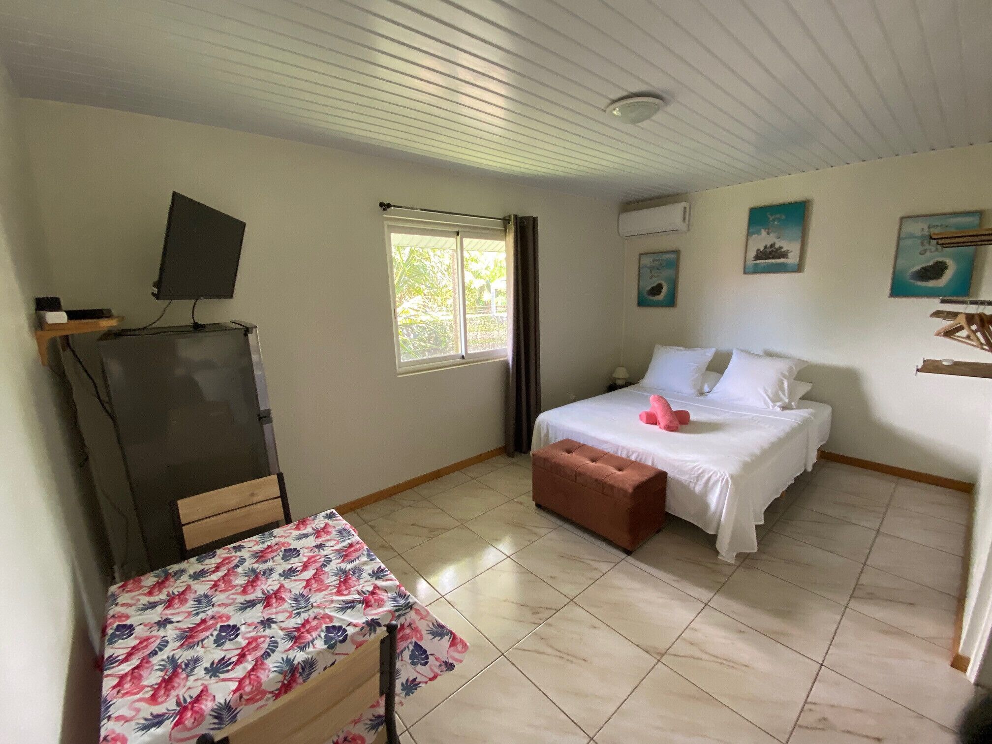 1 chambre, Wi-Fi gratuit, draps fournis