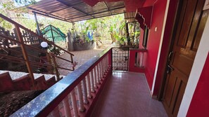 Standard Double or Twin Room, Balcony | Balcony - Vailankani guest house (Canacona)