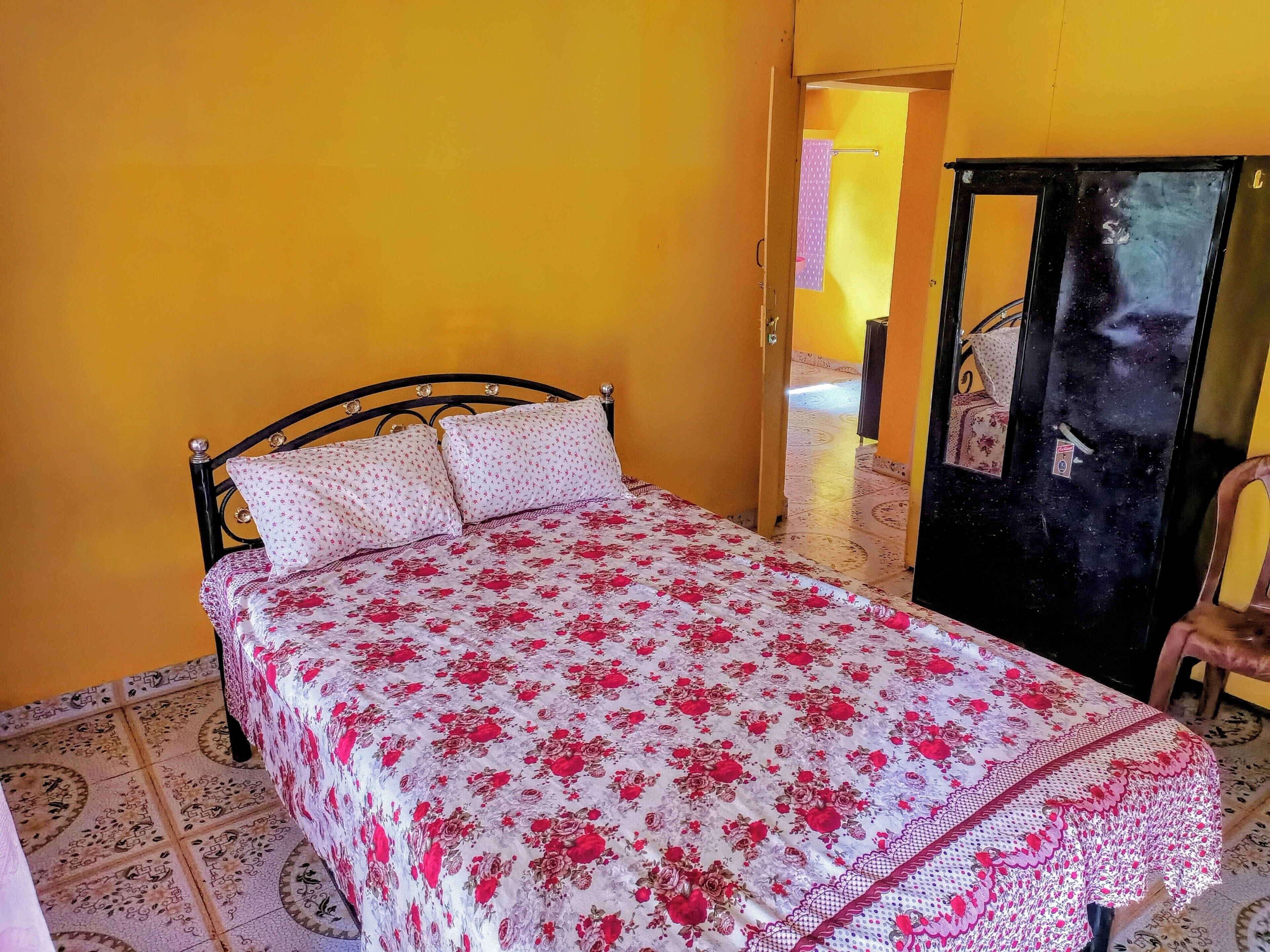 ベーシック ダブルルーム バルコニー ガーデンビュー | WiFi (無料)