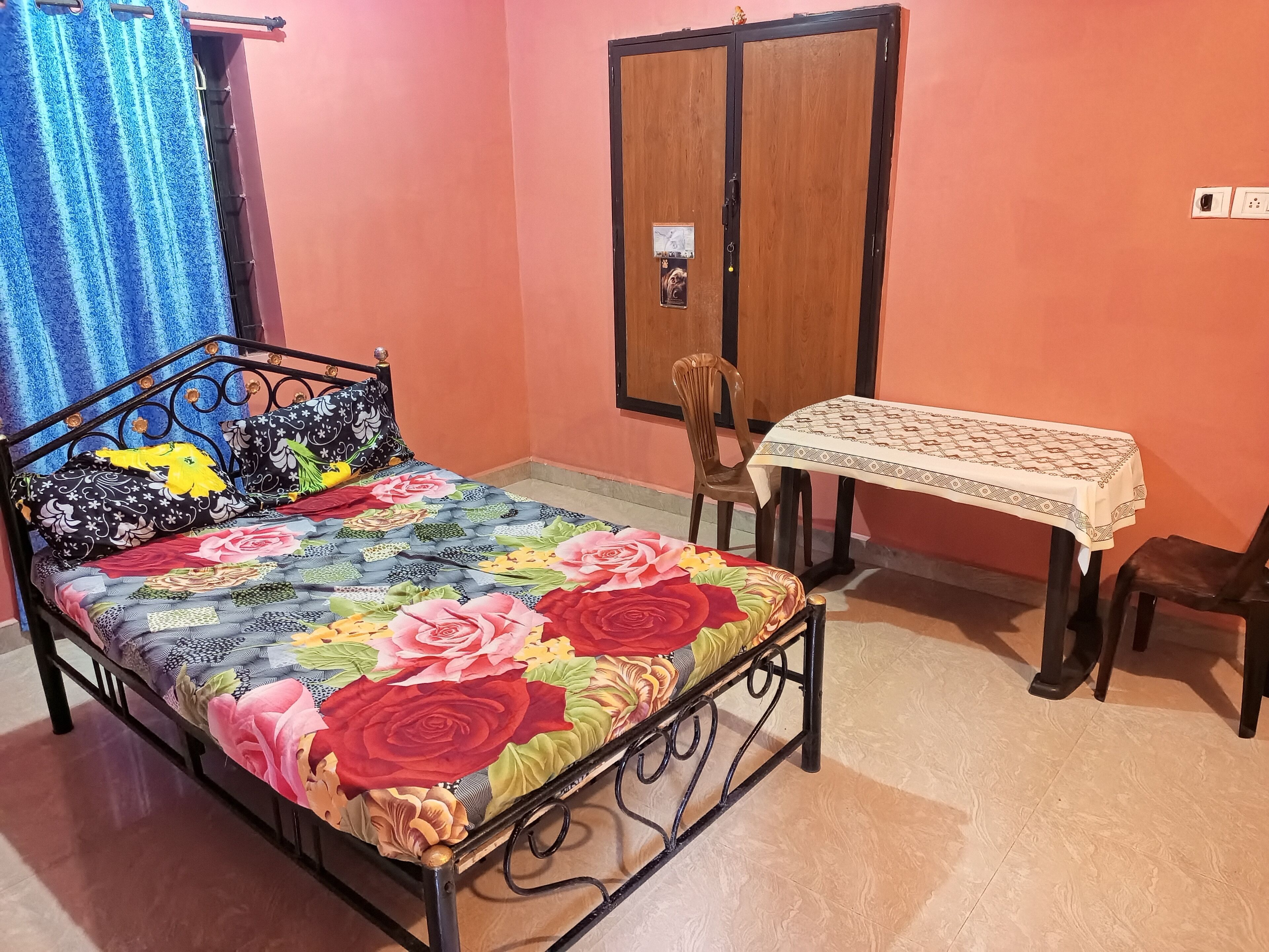 ベーシック ダブルルーム バルコニー ガーデンビュー | WiFi (無料)