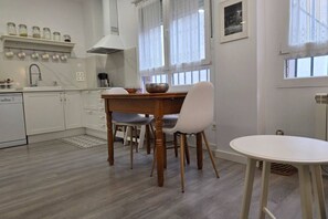 Unclassified image, 3 of 22, button - 1A165 Modern and charming apartment with garage (Gijón)