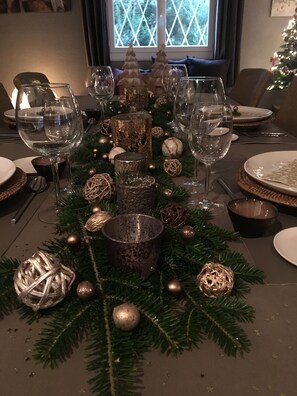 Dining - Spacious 4-bedroom mas in lovely Arles-sur-Tech with AC (Arles-sur-Tech)