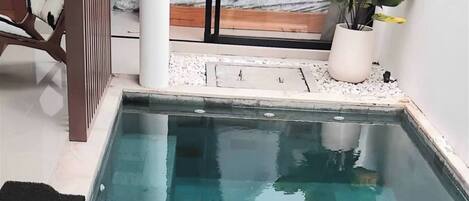 Huvila, 1 makuuhuone, esteetön, tupakointi sallittu | Uima-allas | Sisäuima-allas