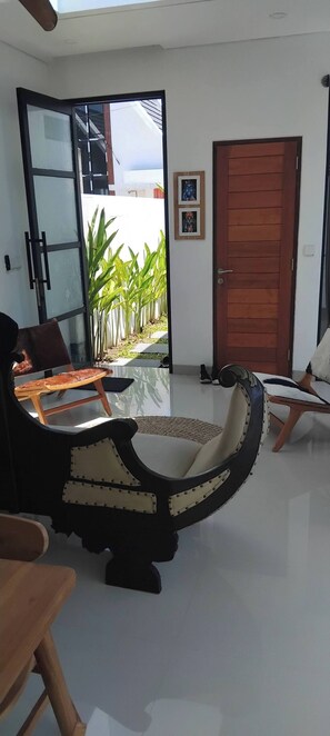 Villa, 1 Schlafzimmer, barrierefrei, Raucher | Wohnzimmer