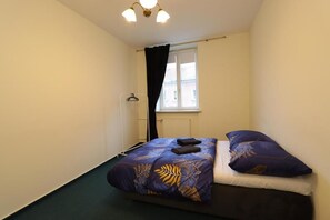 Classic Room, 1 Double Bed | Desk, iron/ironing board, free WiFi - Fantastic Inn Warsaw - NS42 (Warsaw)