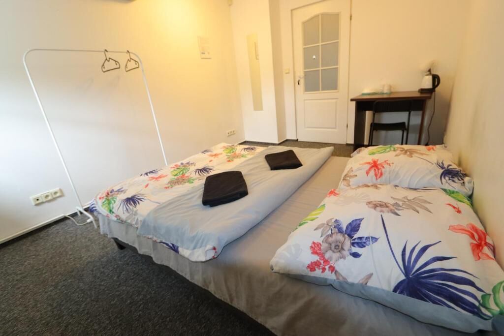Classic Room, 1 Double Bed | Desk, iron/ironing board, free WiFi
