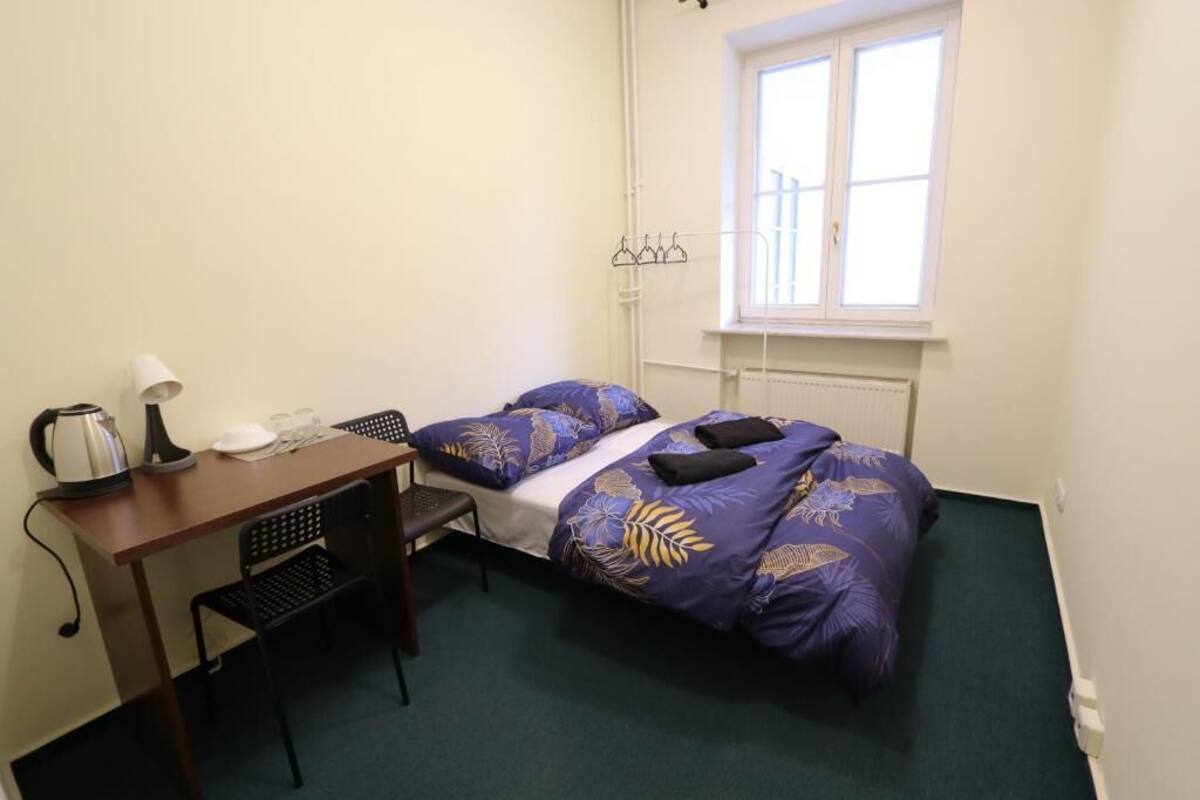 Classic Room, 1 Double Bed | Desk, soundproofing, iron/ironing board, WiFi (free)