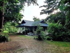 Casa, 2 habitaciones, para fumadores, patio | Exterior