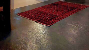 House, 2 Bedrooms, Smoking, Patio | Living room