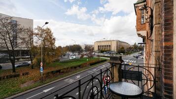 Apartment, Balkon, Stadtblick | Blick vom Balkon