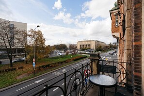 Apartament, balcó, vistes a la ciutat | Balcó