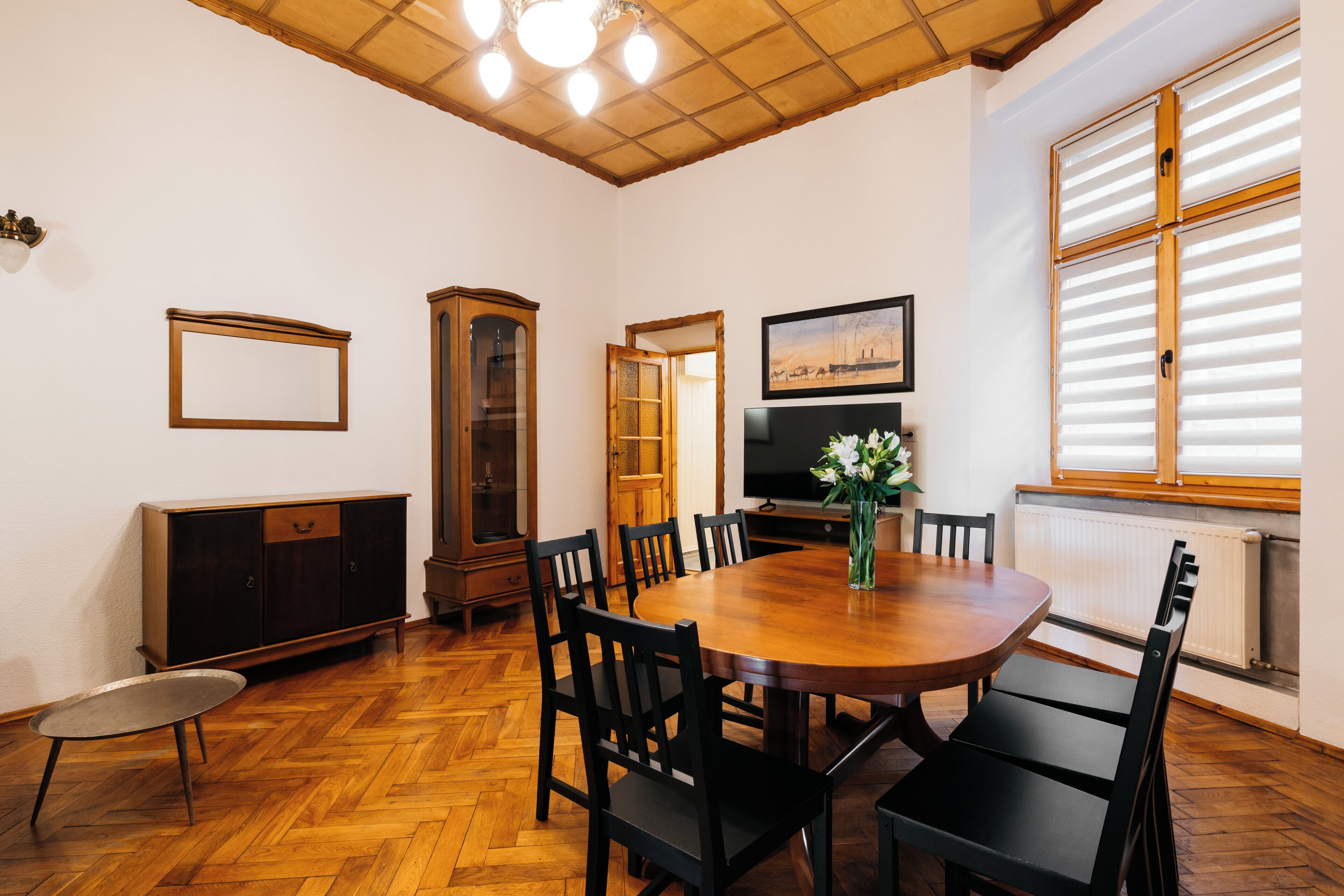 Lägenhet - balkong - utsikt mot staden | Vardagsrum | Tv