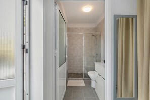 Bathroom - Holiday Home 'Buena Vista' with Sea Views, Private Terrace and Wi-Fi (Icod de los Vinos)