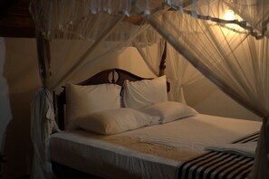 Ferros/tábuas de passar roupa, Wi-Fi, roupa de cama