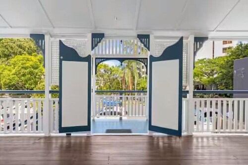 The Hunt House – Heritage Charm, Prime Location