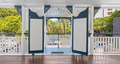 The Hunt House – Heritage Charm, Prime Location