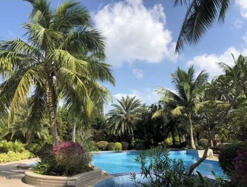 Qionghai Bozha Baiyuewan Zhenru Hotel