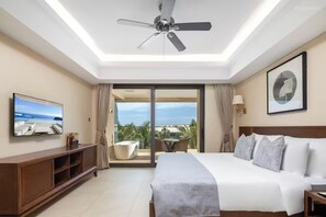 Standard Single Room, 1 King Bed, Balcony, Pool View | Free WiFi - Qionghai Bozha Baiyuewan Zhenru Hotel (Qionghai)