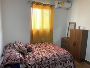 Huis, 2 slaapkamers, balkon, uitzicht op bergen | 2 slaapkamers